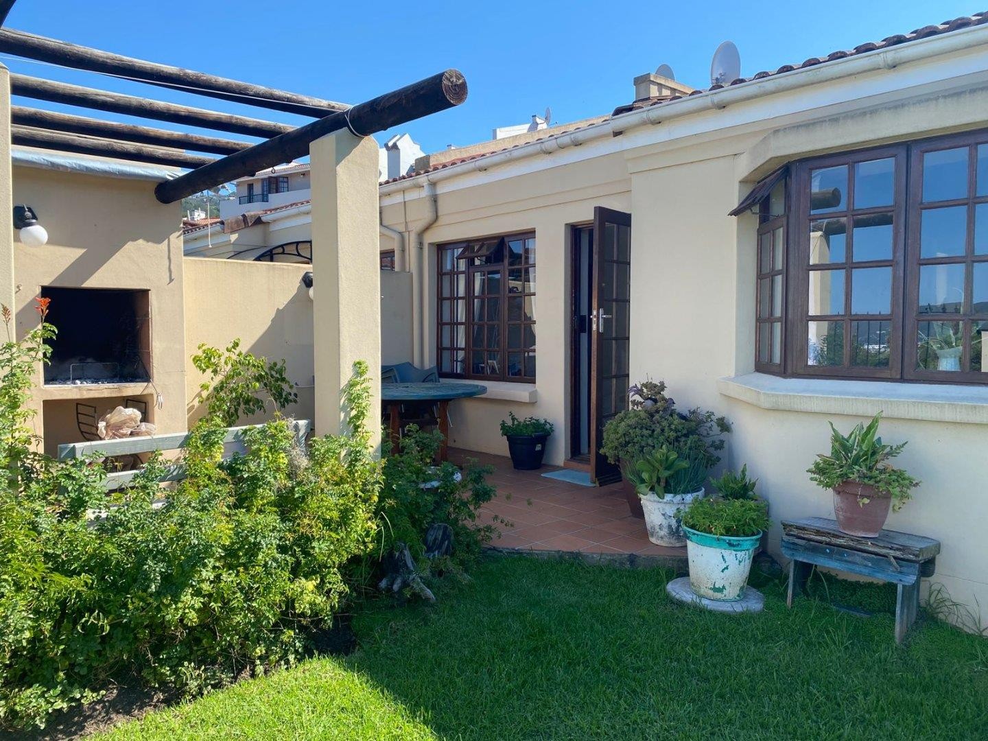 Townhouse For Sale in Old Place, Knysna