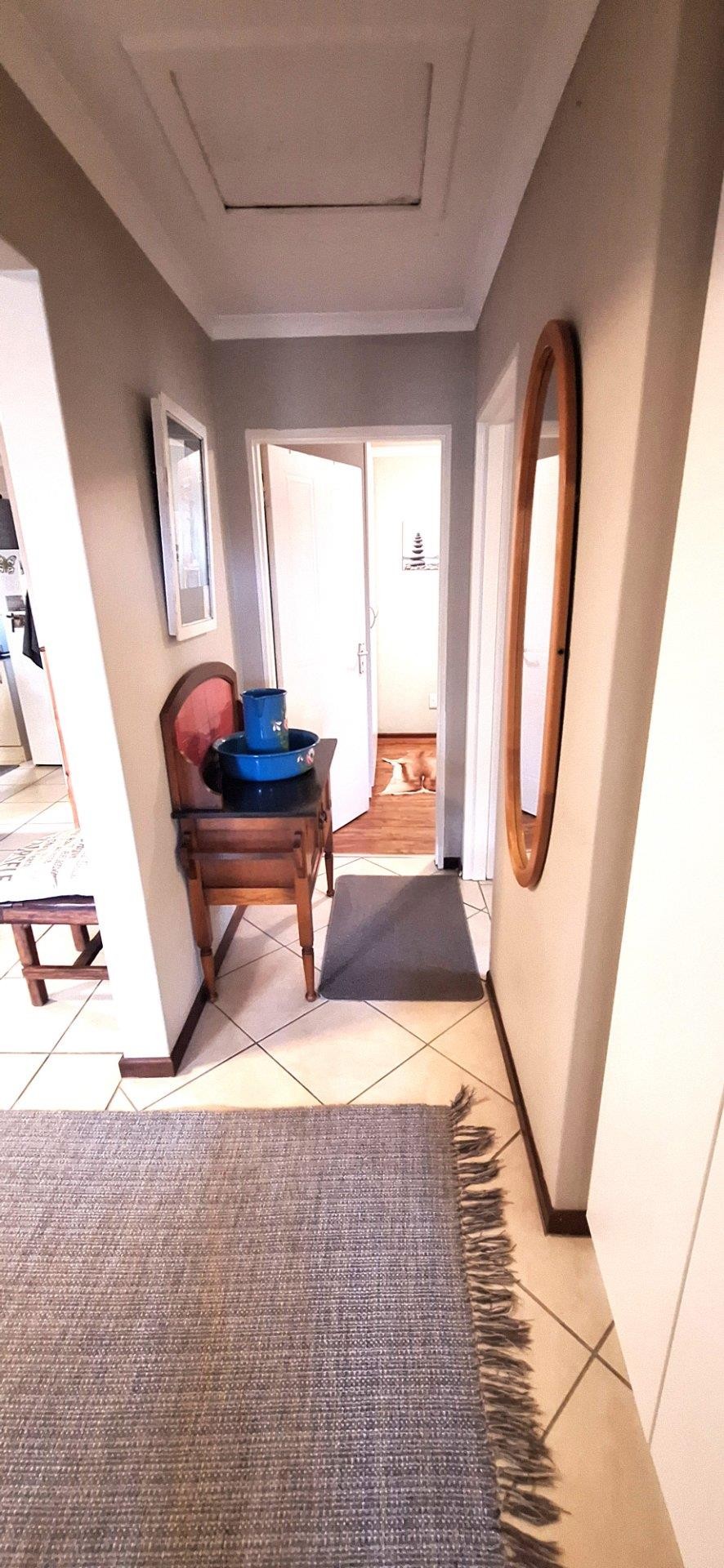 Townhouse For Sale in Old Place, Knysna