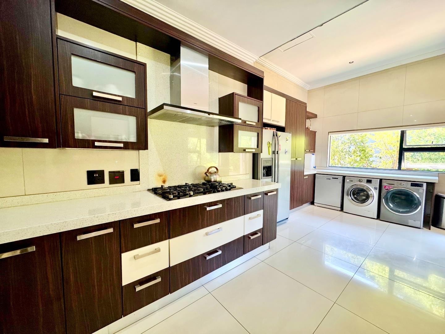Beautiful 4 Bedroom House To Rent in Waterfall Country Estate, Midrand
