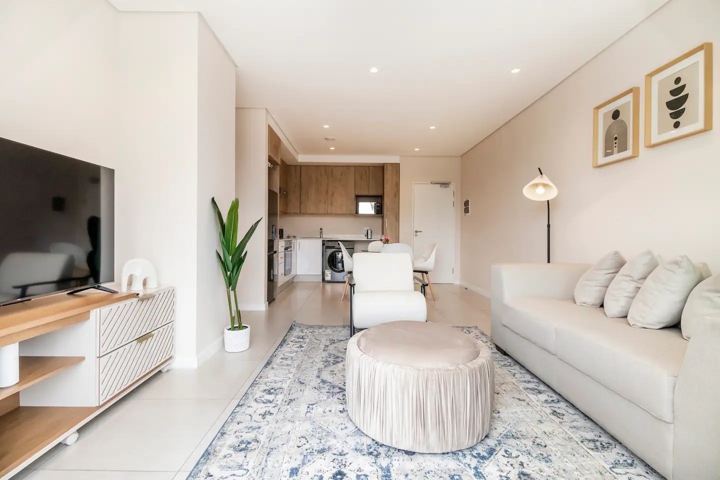 Apartment To Rent in Sandton Gate, Sandton