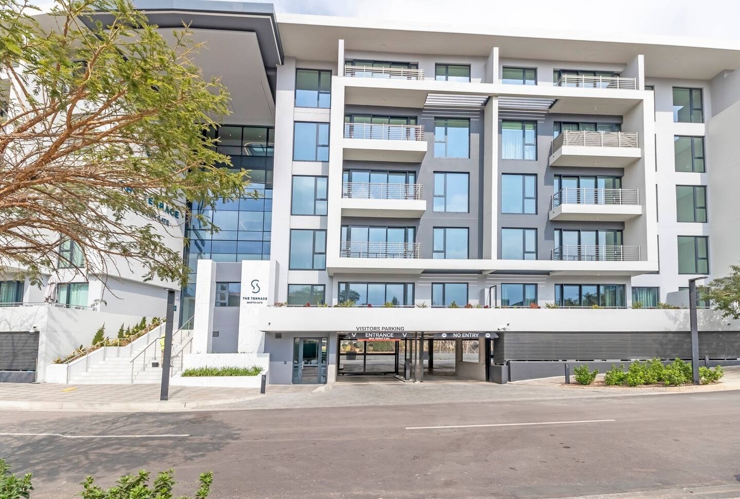 Apartment To Rent in Sandton Gate, Sandton