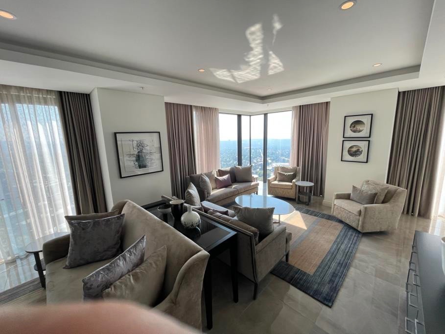 The Leonardo - Luxurious Three Bed Furnished To Rent in Sandton