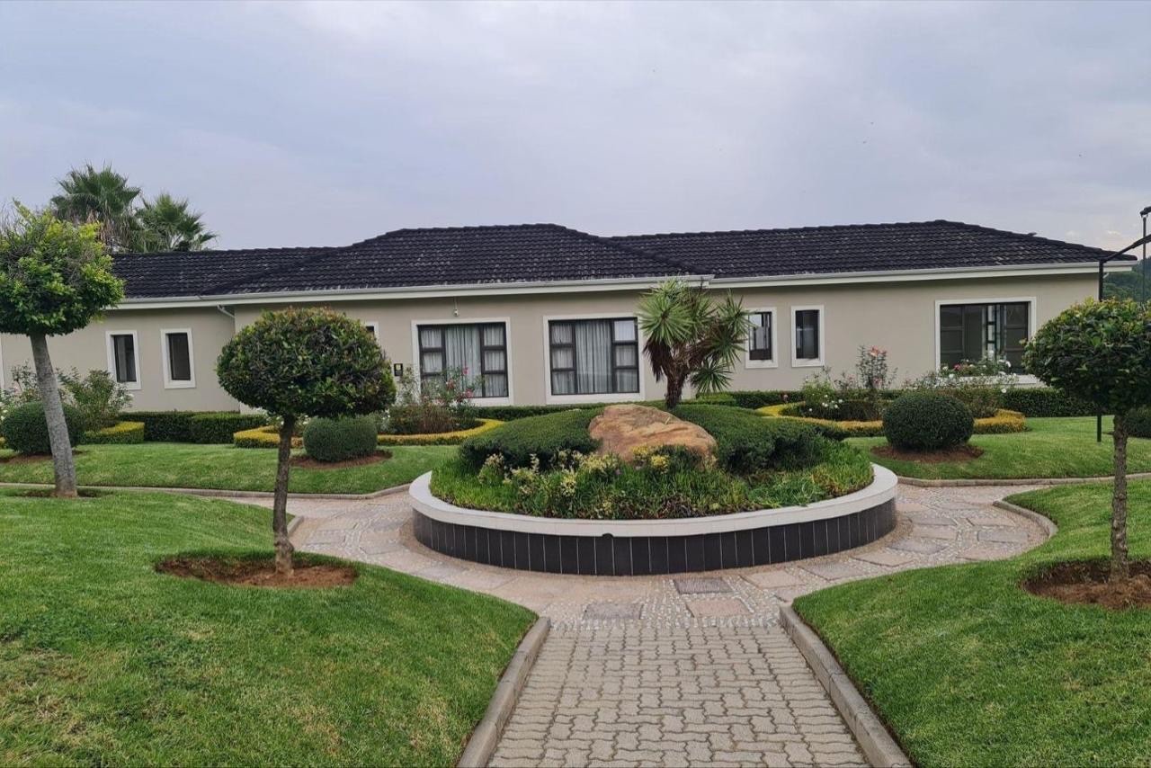 Apartment To Rent in Craigavon, Sandton