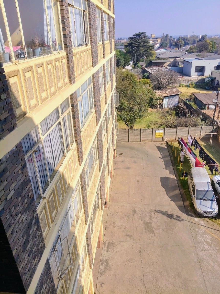 Apartment To Rent in Witbank Ext 5, Witbank