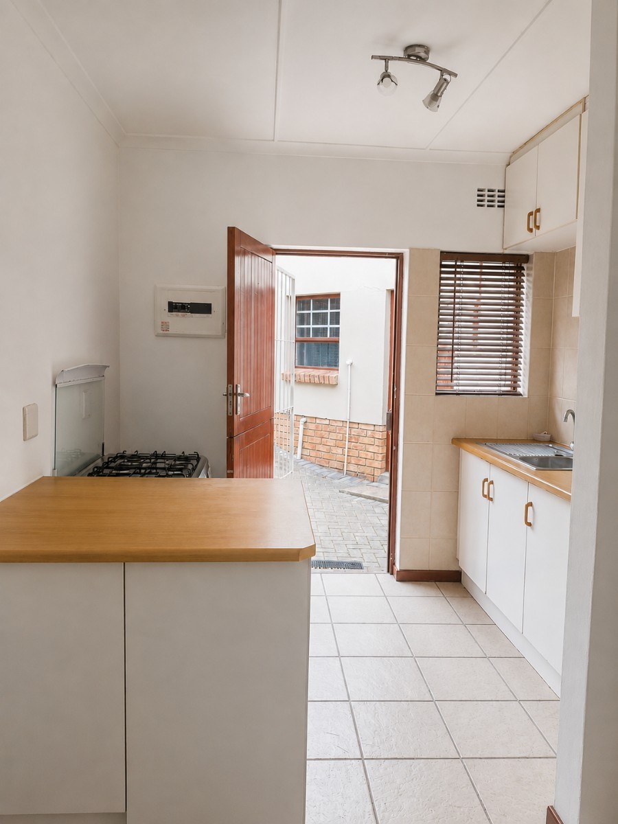 Townhouse For Sale in Nahoon Valley Park, East London