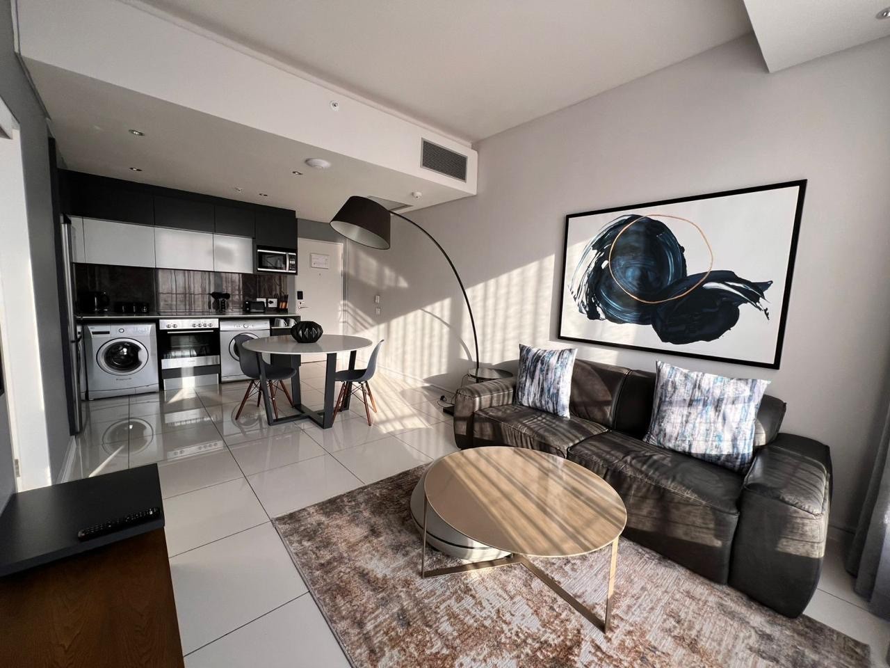 Apartment To Rent in Sandown, Sandton