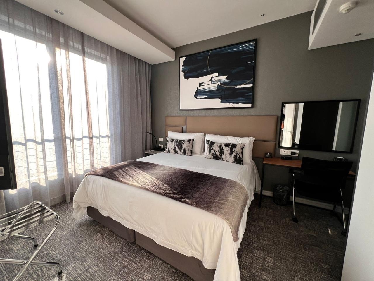 Apartment To Rent in Sandown, Sandton