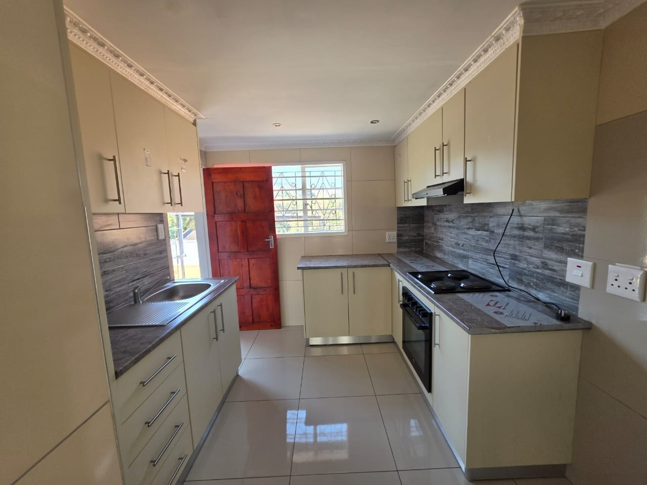 House for sale in Bombay Heights, Pietermaritzburg, KwaZulu Natal, 389 m²