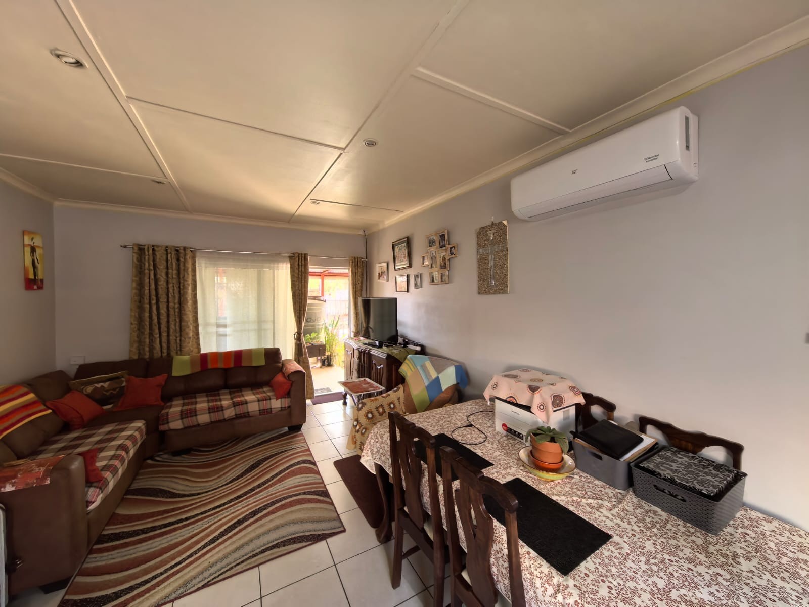 A Charming Home, Built to Last in Verwoerdpark, Kimberley