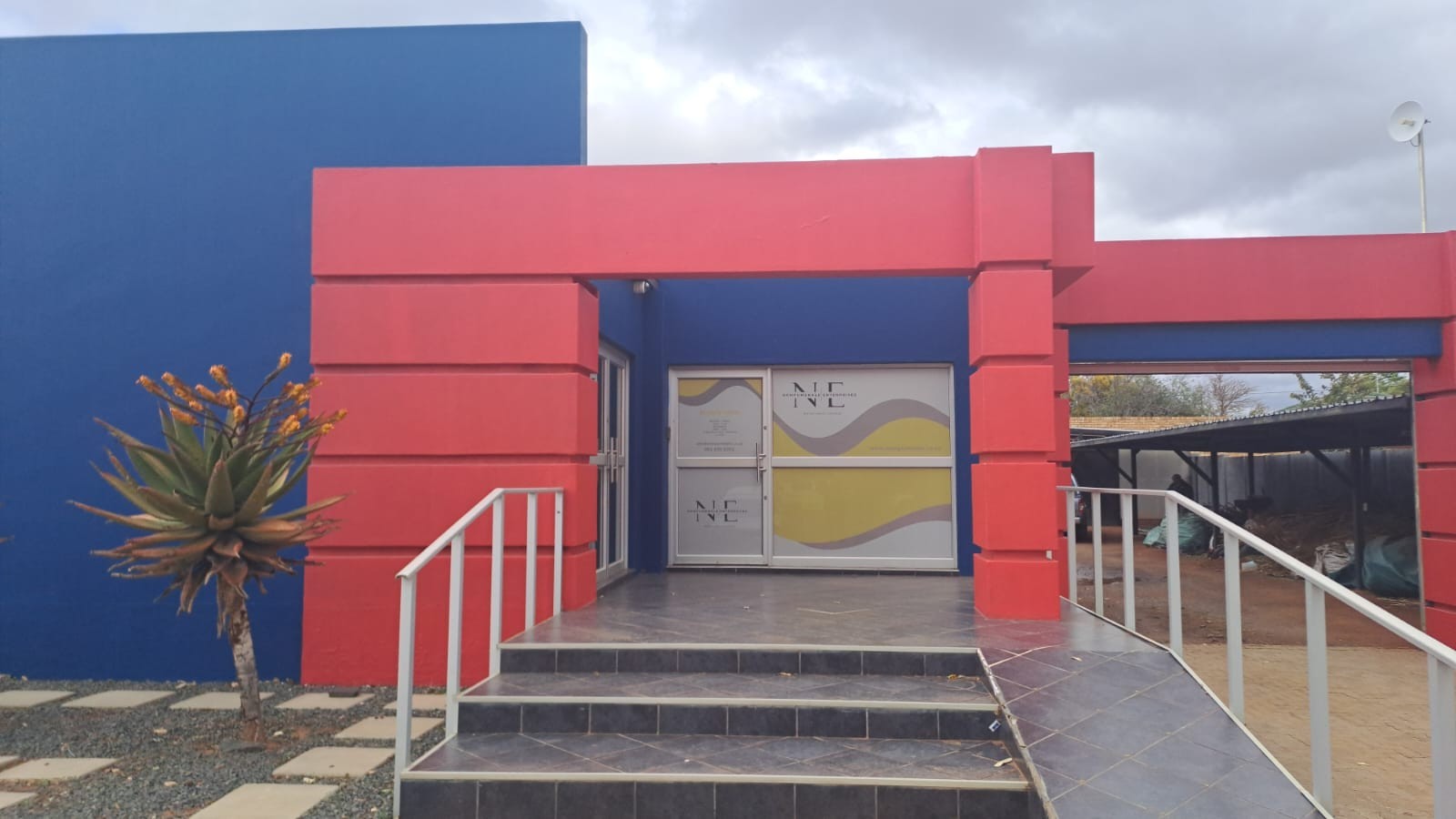Office for rent in Rhodesdene, Kimberley, 157 m²