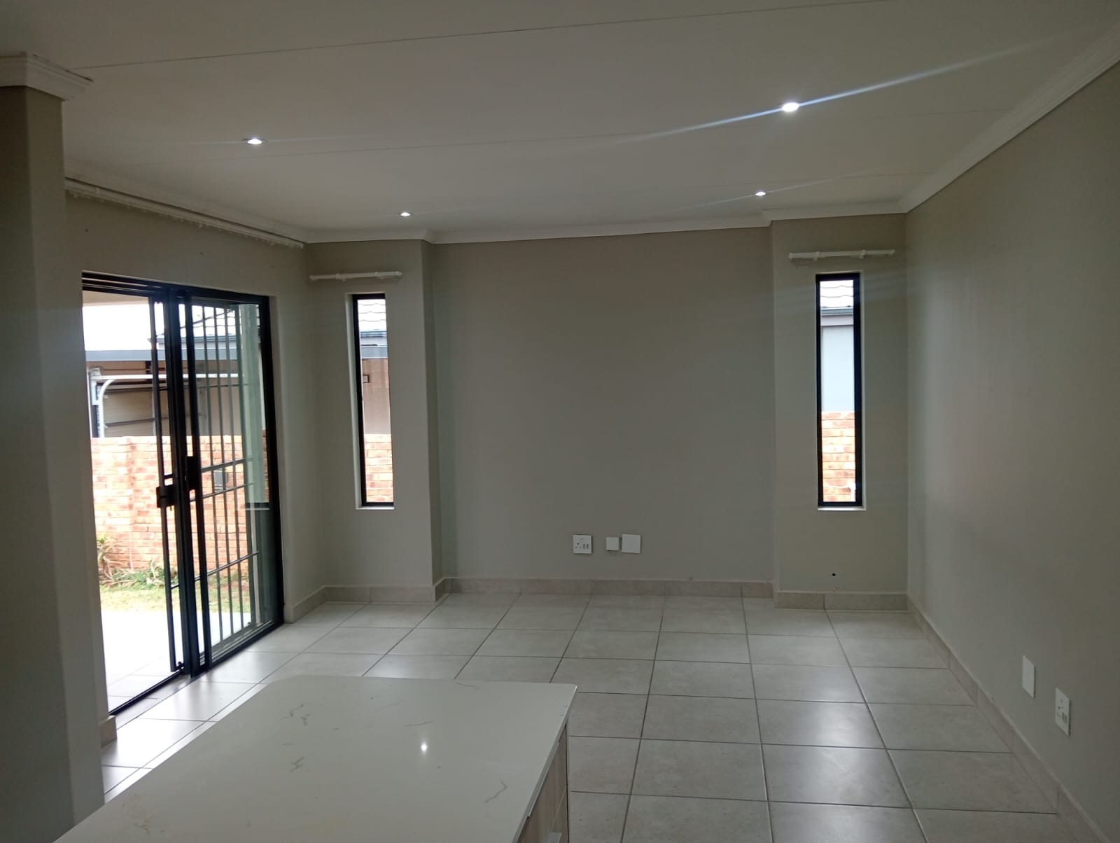 Apartment To Rent in Lion Pride, Cosmo City R13 500