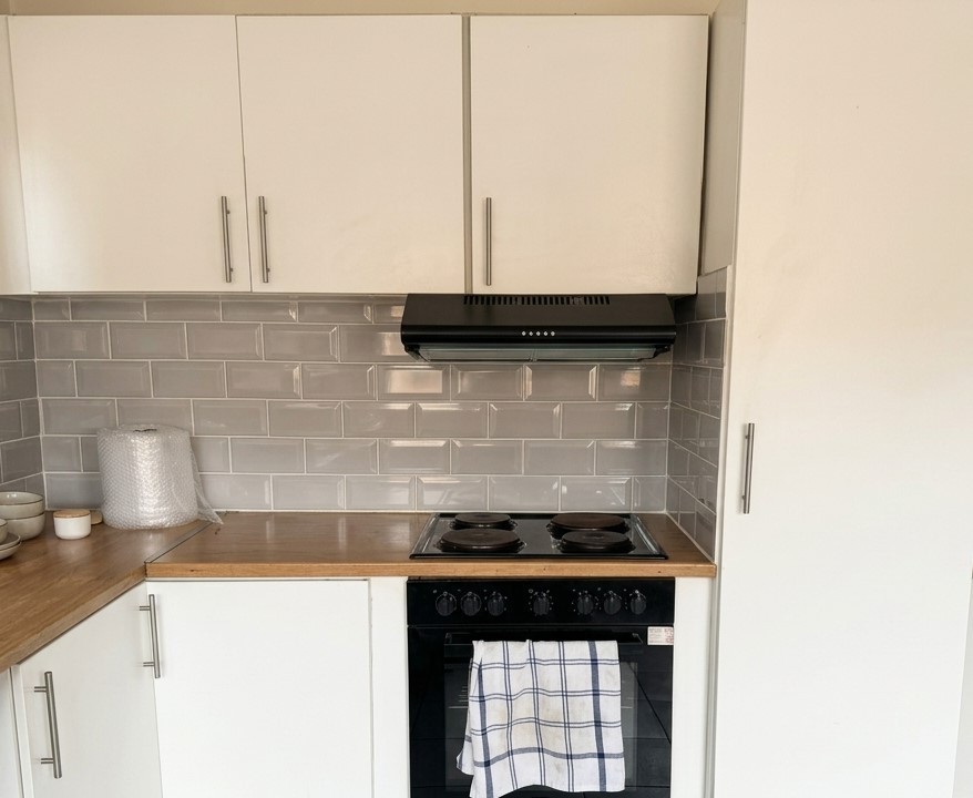 Spacious House on Shared Property To Rent in Sydenham