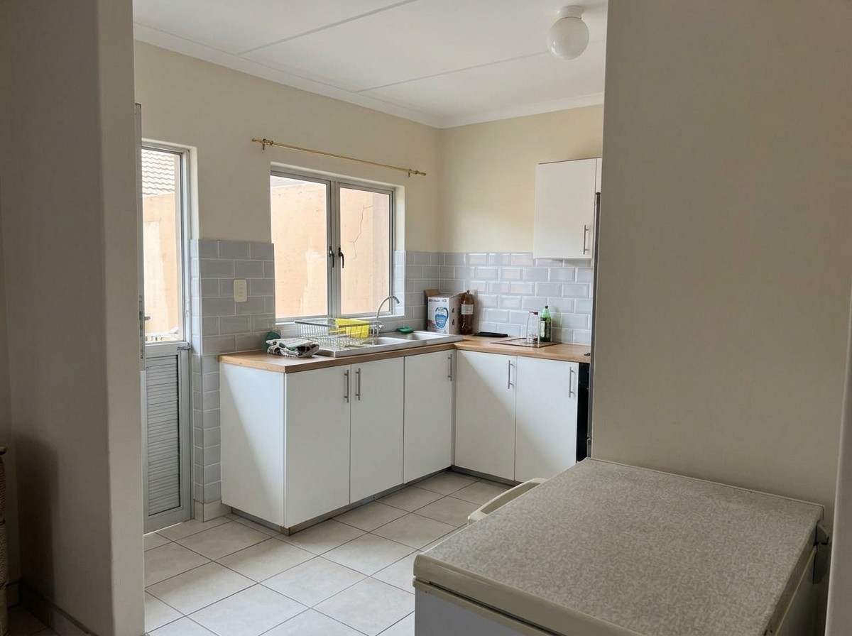 Spacious House on Shared Property To Rent in Sydenham