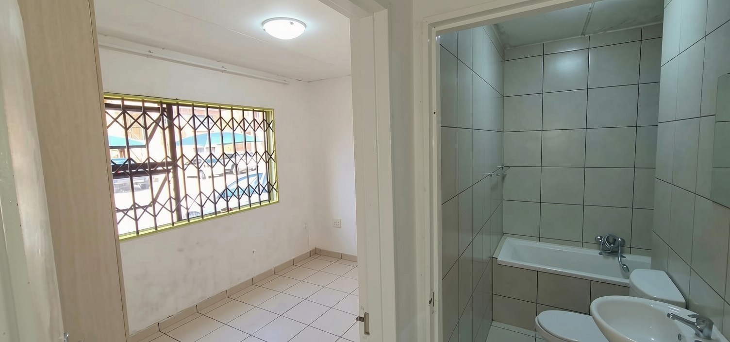 Apartment for sale in Witfield, Boksburg, 63 m²