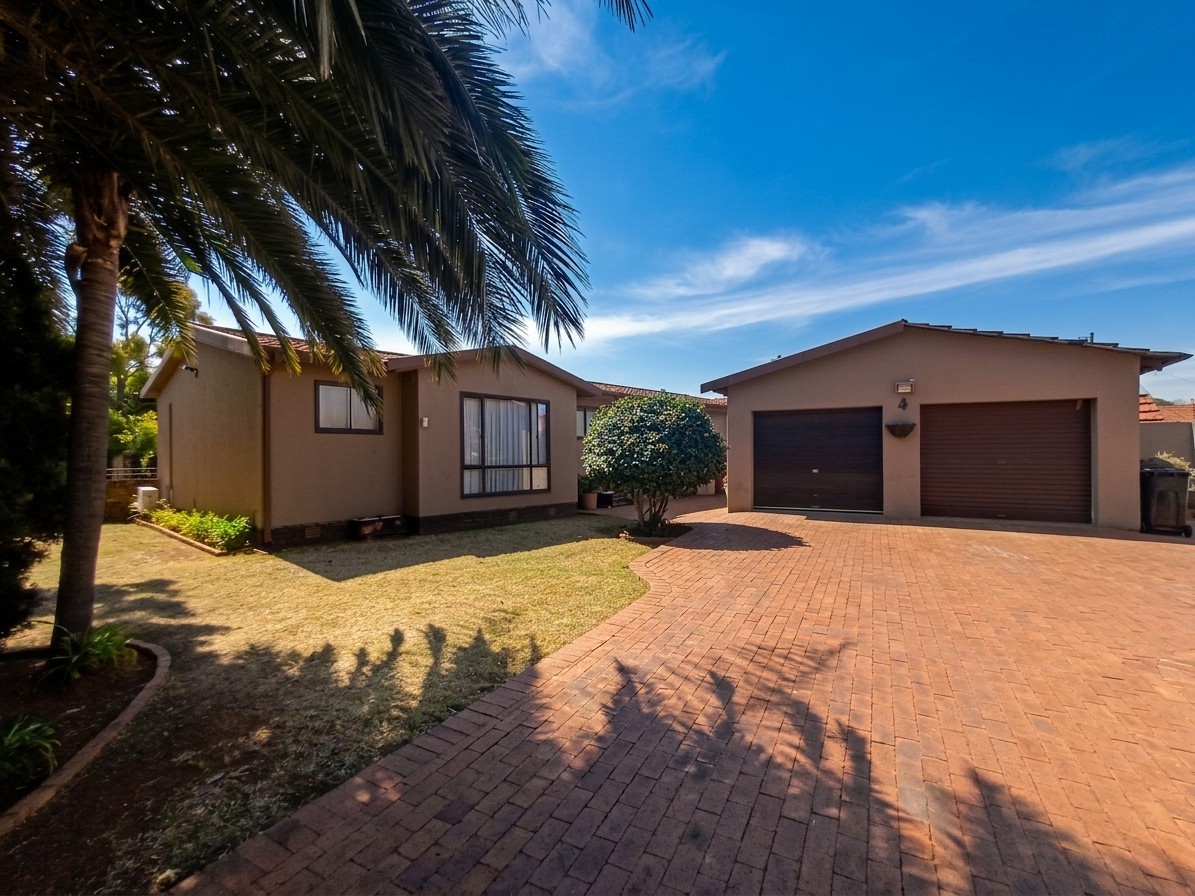 Spacious Family Living with Exceptional Entertainment Areas
