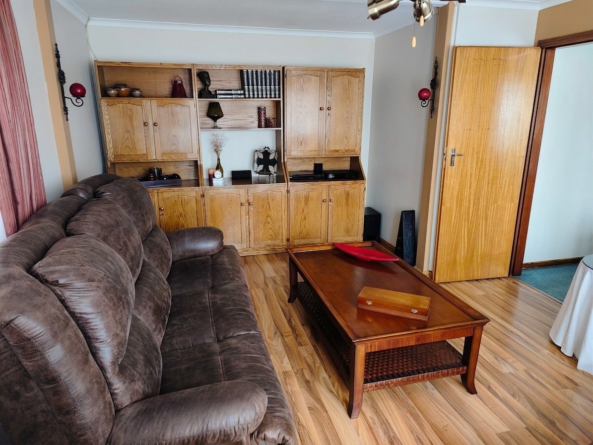 House for sale in Klippoortje, Germiston, 235 m²