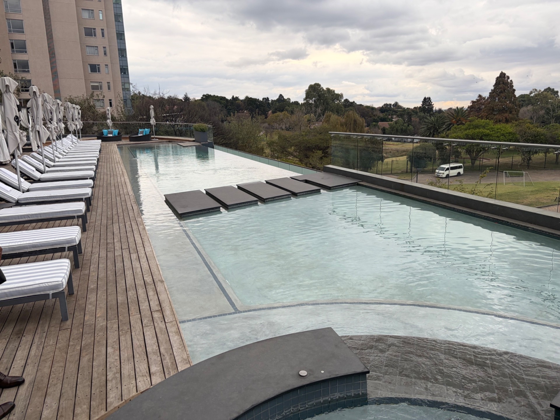 1 Bed Apartment For Sale in Sandown, Sandton