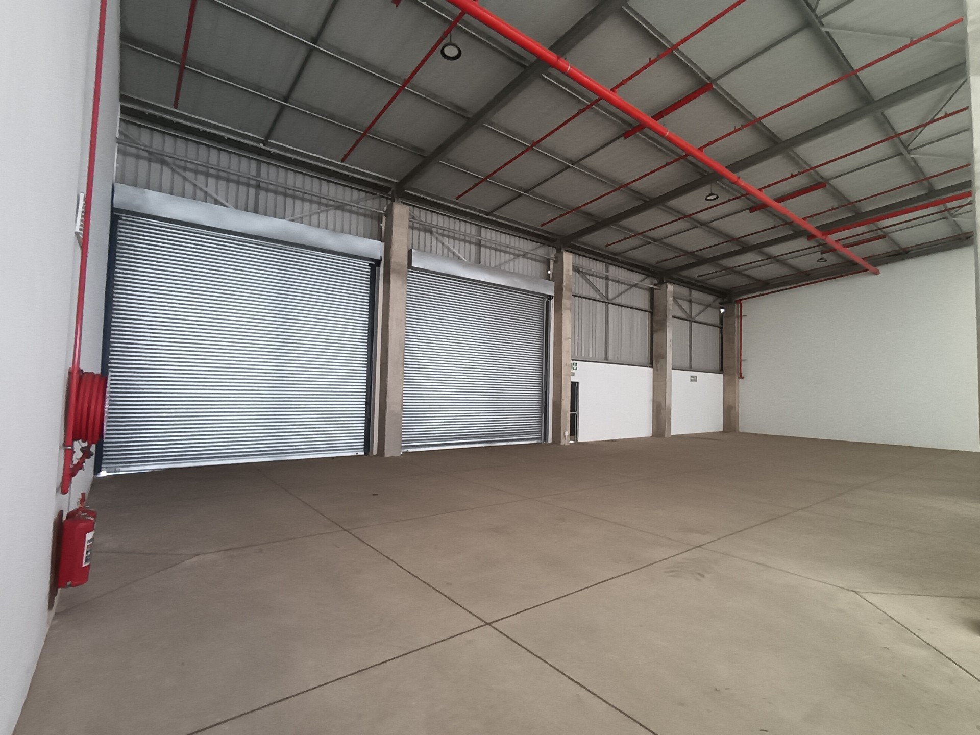 7,082m² Logistics Warehouse To Let in Cornubia