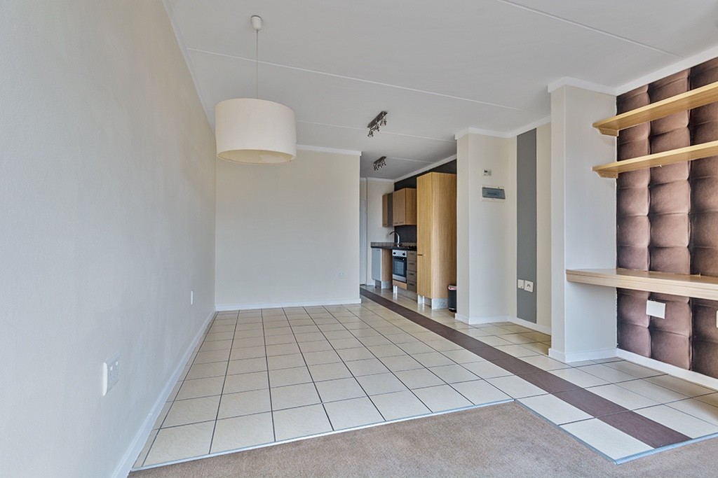 0.5 Bed Apartment For Sale in Dainfern, Sandton