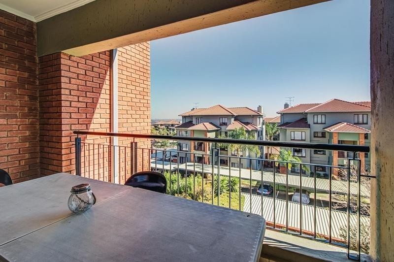 Luxury 3-Bedroom Loft for Sale | Solheim, Bedfordview