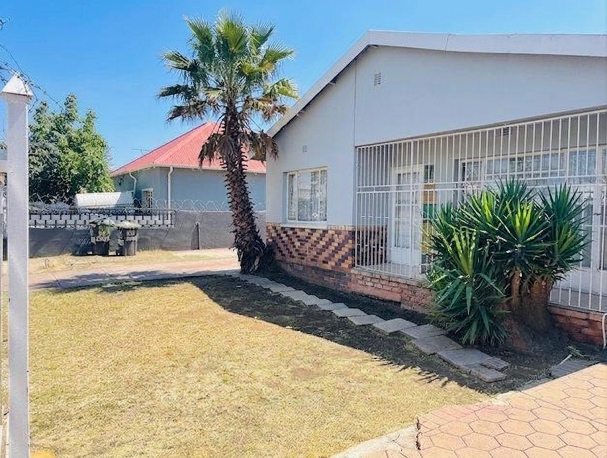 House for sale in Pretoria West, Pretoria, 130 m²