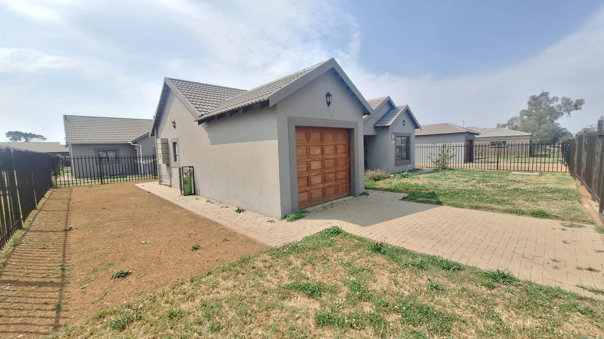 House for sale in Heidedal, Bloemfontein, 406 m²