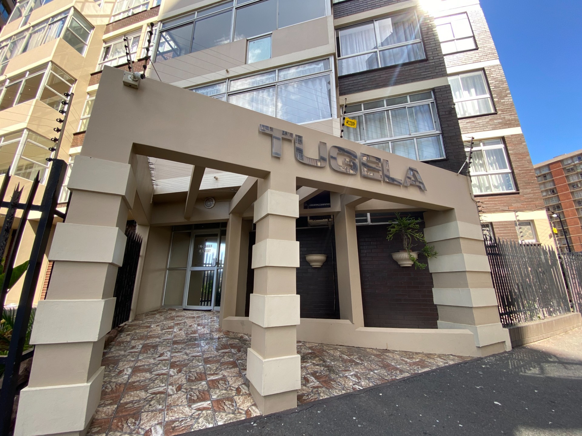 Apartment To Rent in North Beach, Durban, KwaZulu Natal