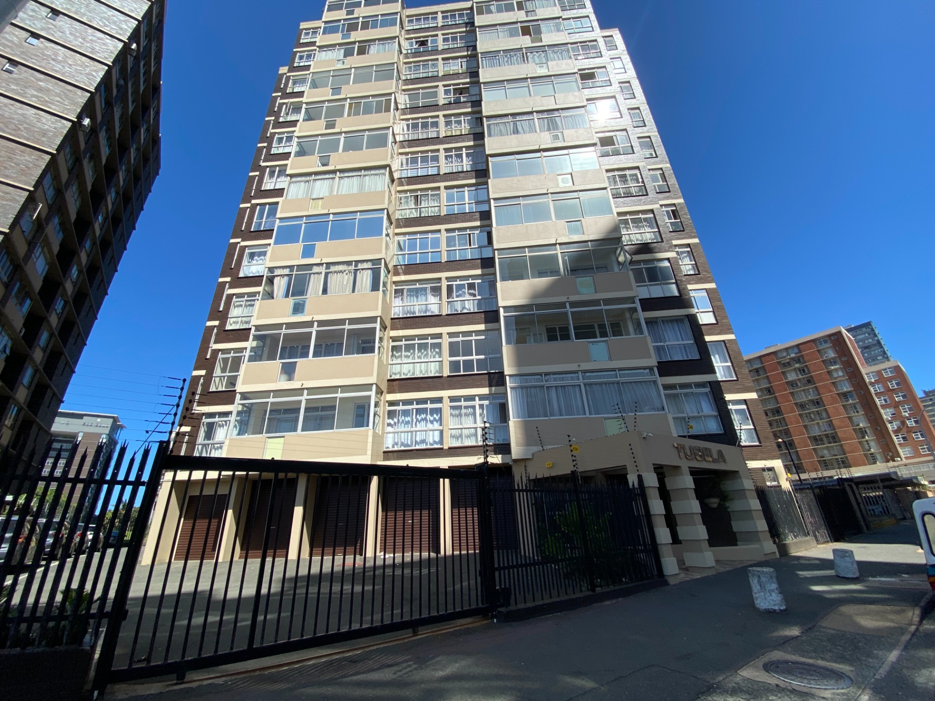 Apartment To Rent in North Beach, Durban, KwaZulu Natal