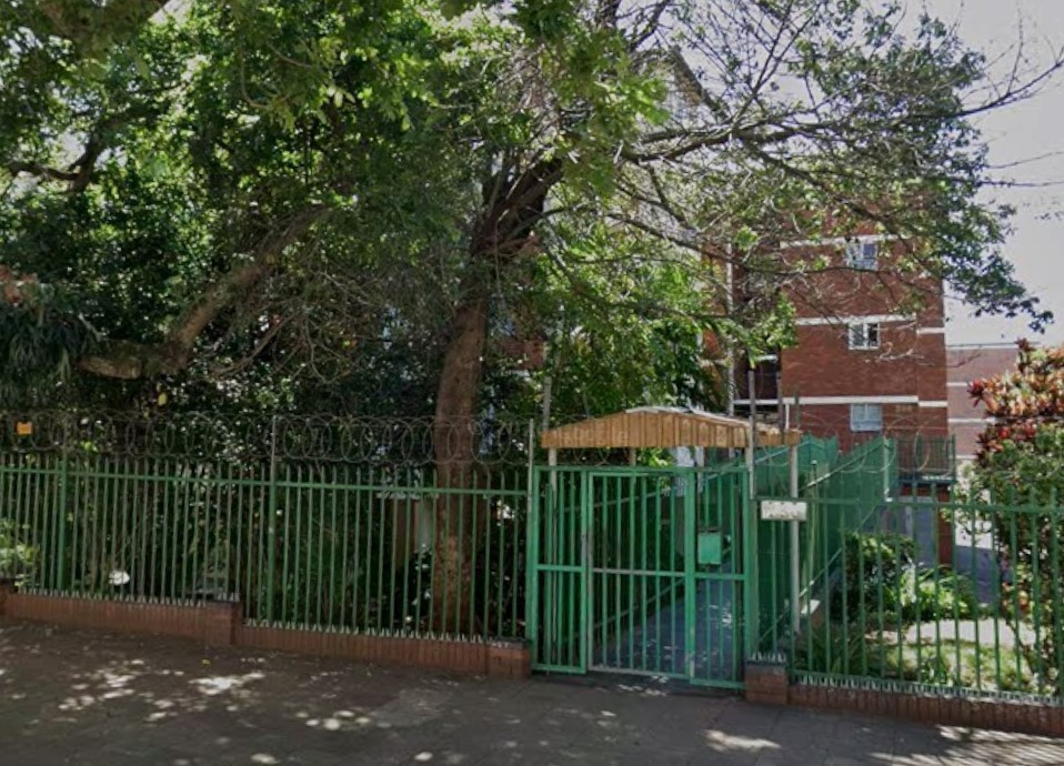 Apartment for rent in Essenwood, Durban, KwaZulu Natal, 38 m²