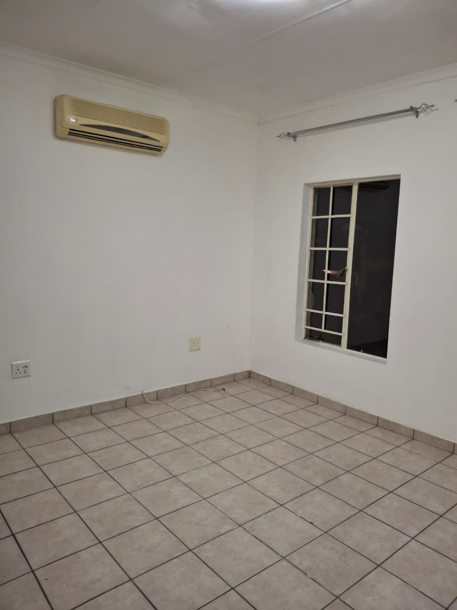 Apartment for rent in Cashan, Rustenburg, North West