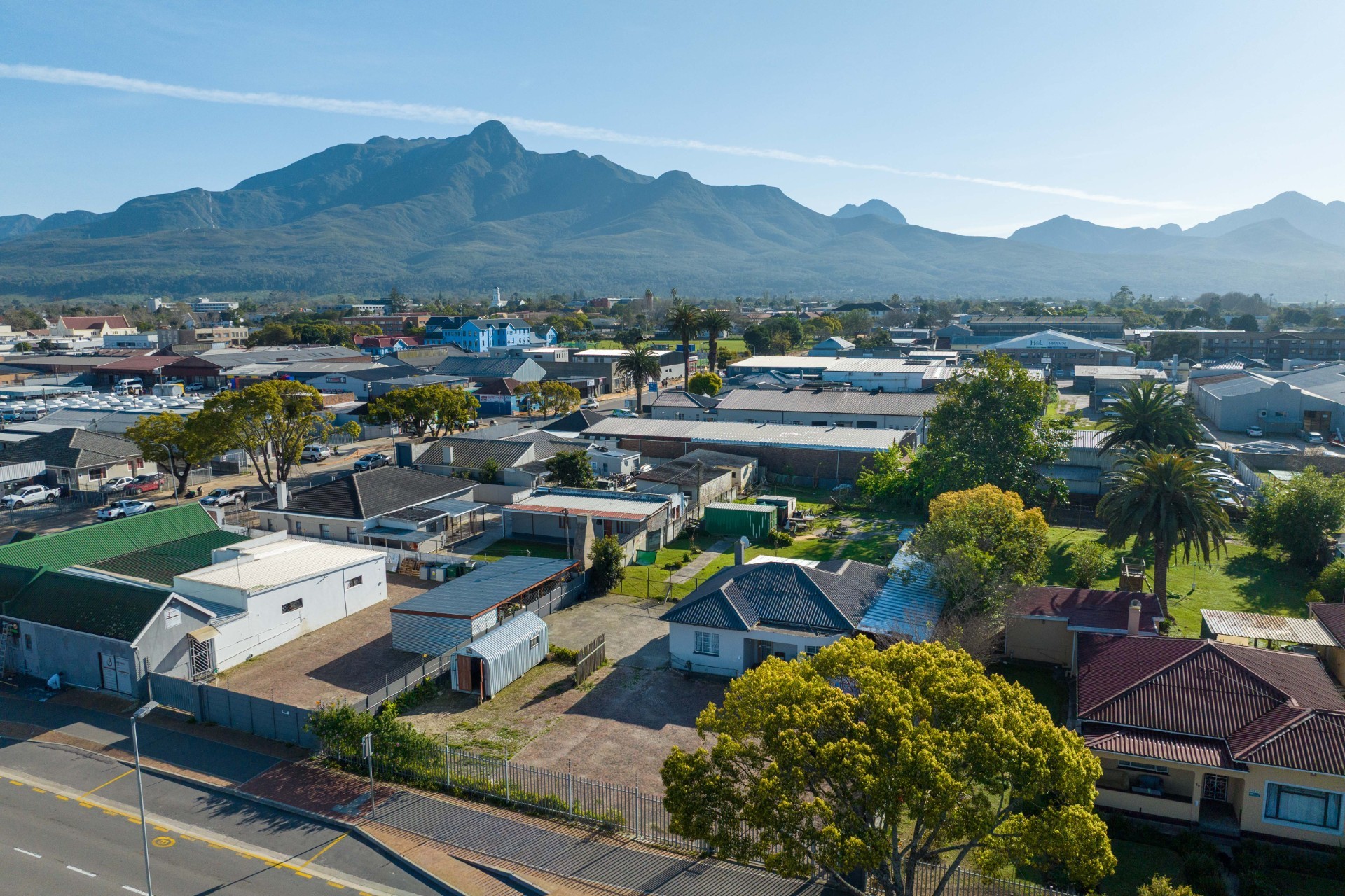 Industrial Property for sale in George Central, George, 1652 m²