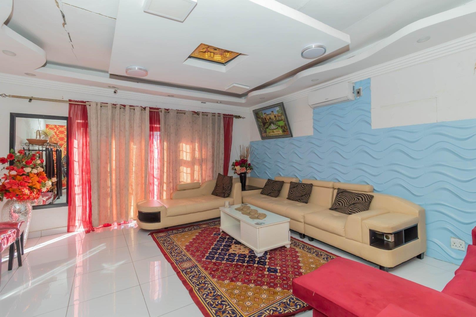 House for sale in Petersfield, Springs, 300 m²