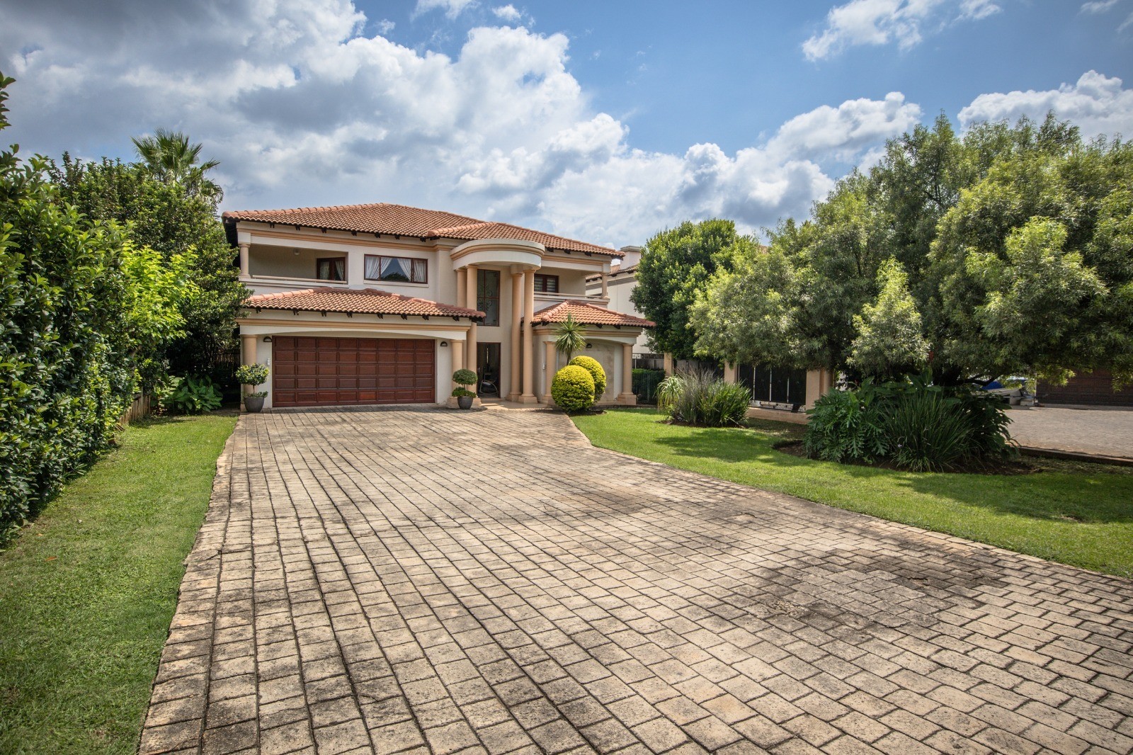 Urgent Auction | 4-Bedroom Westlake Family Home with Pool and Veld Views