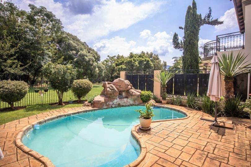 House for sale in WestLake Country & Safari Estate, Hartbeespoort, North West, 51 Heron Crescent, WestLake Country & Safari Estate, Hartbeespoort, North West, 680 m²