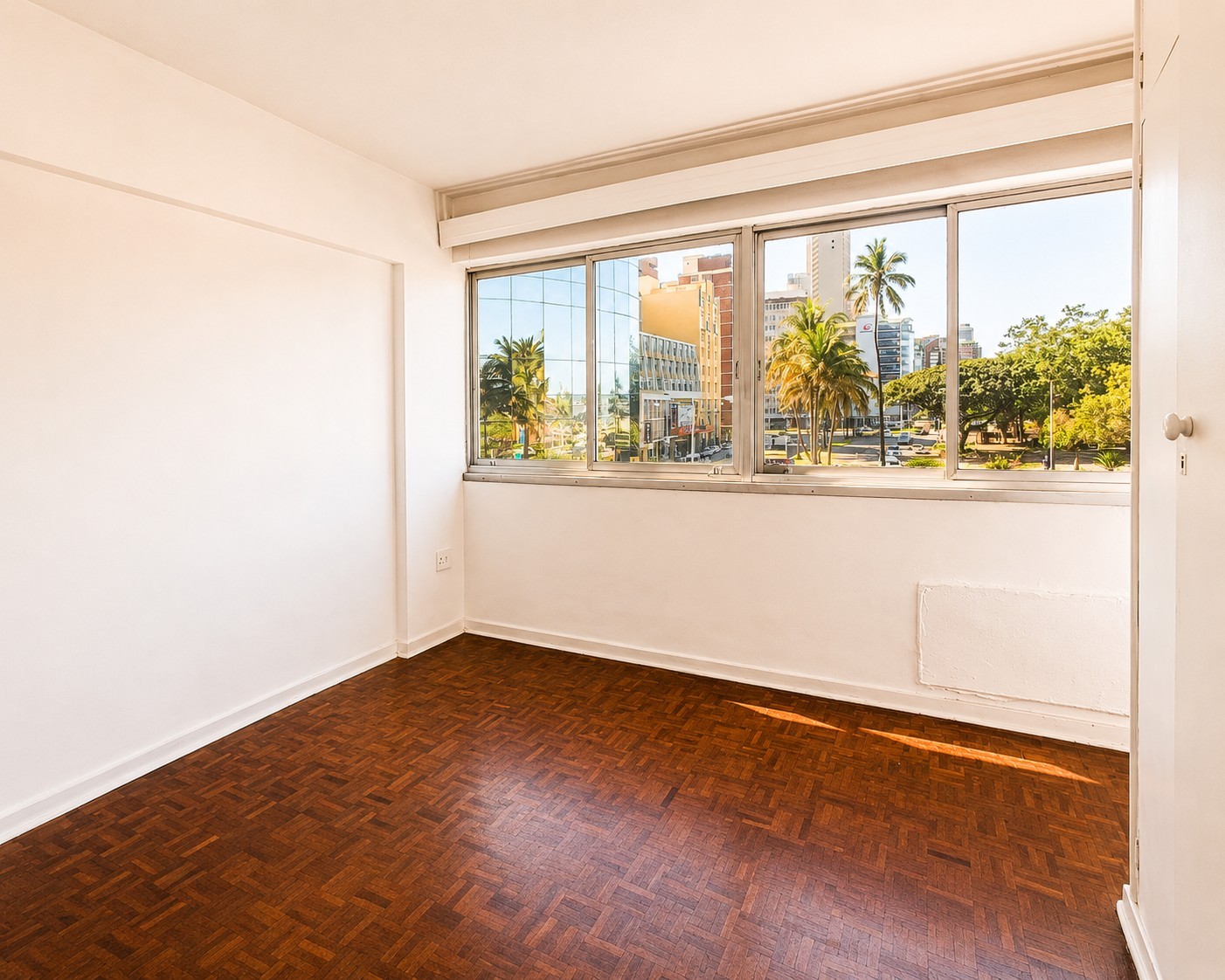Apartment for rent in Durban Central, Durban, KwaZulu Natal, 23 (2nd floor), MARITIME COURT, 139 Margaret Mncadi Avenue, Durban Central, Durban, KwaZulu Natal, 42 m²