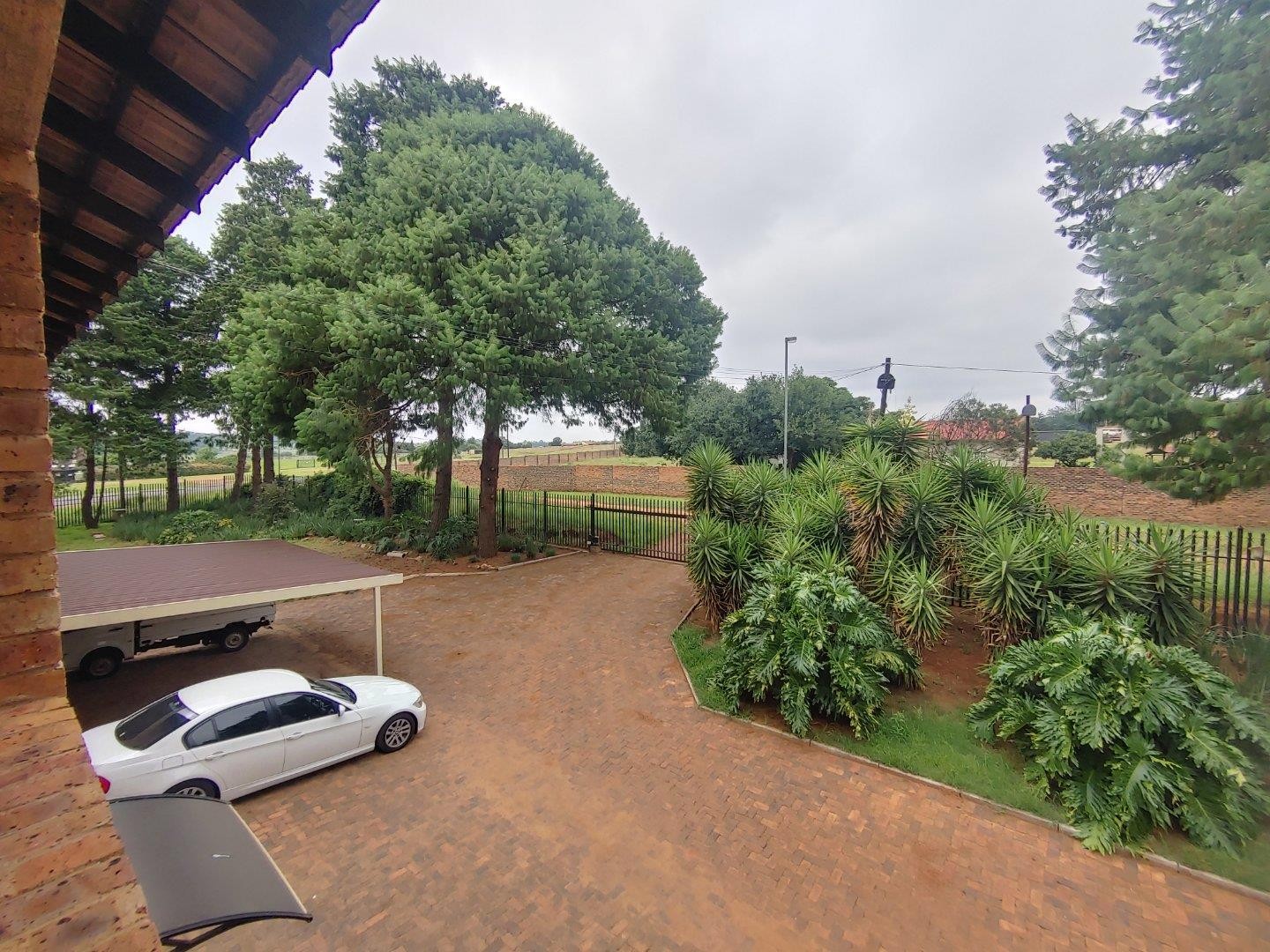 Townhouse for rent in Bredell, Kempton Park