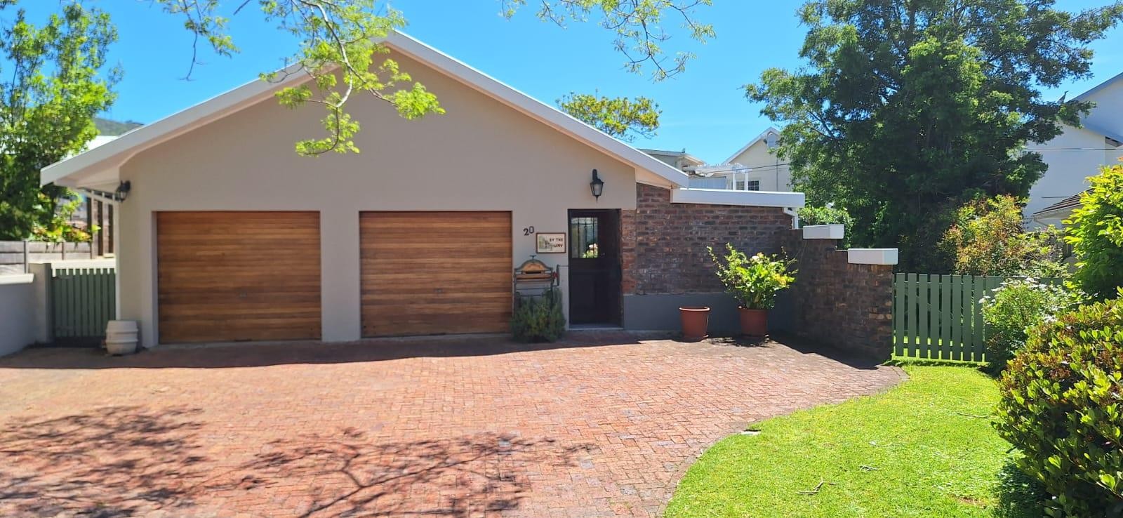 House for rent in Leisure Isle, Knysna