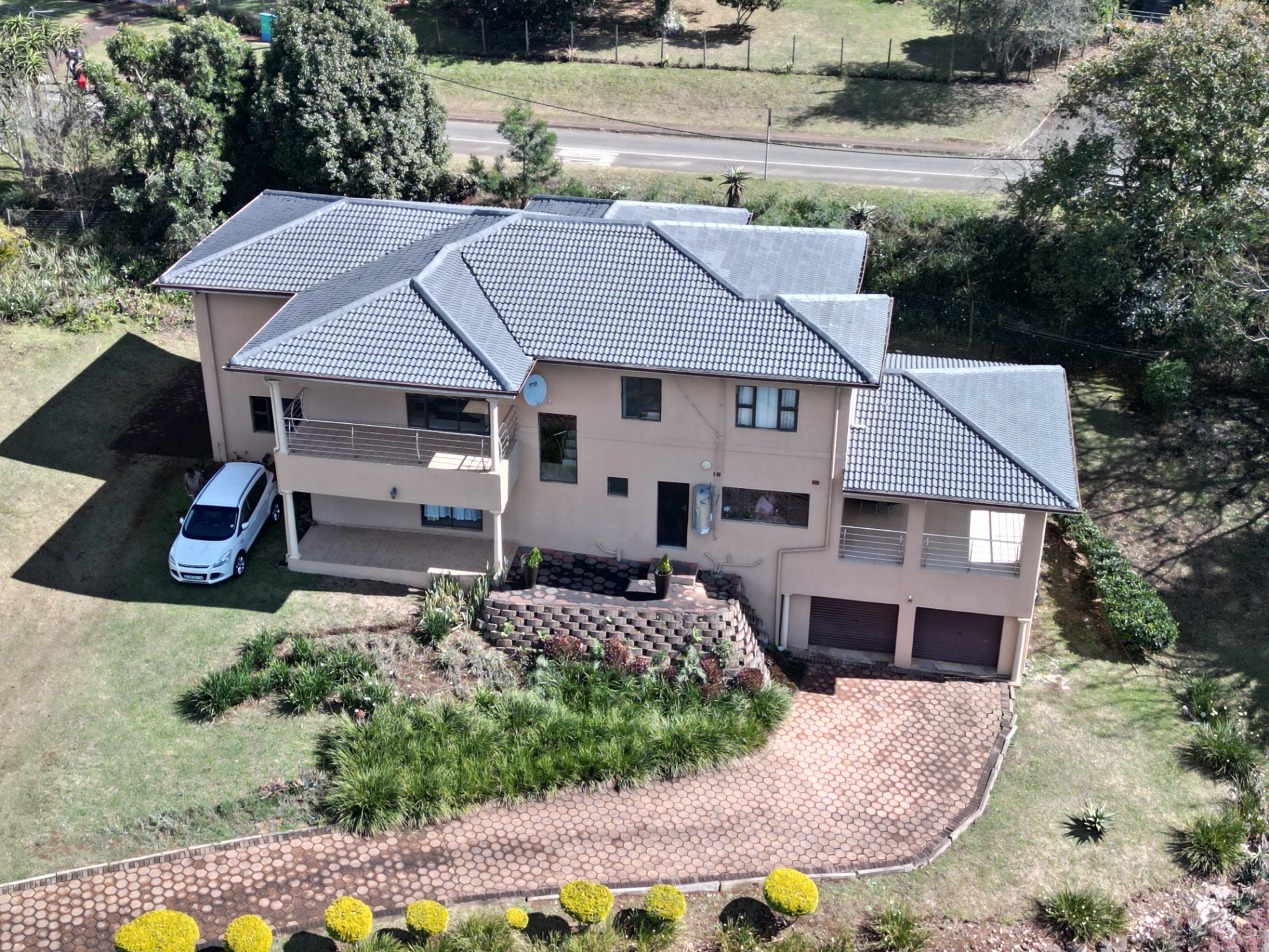 House for sale in Forest Hills, Kloof, KwaZulu Natal, 1830 m²
