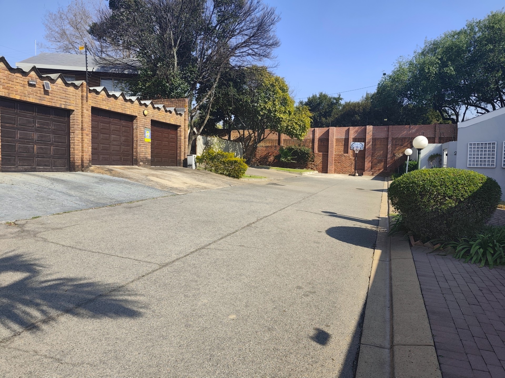 Cluster for rent in Sandown, Sandton