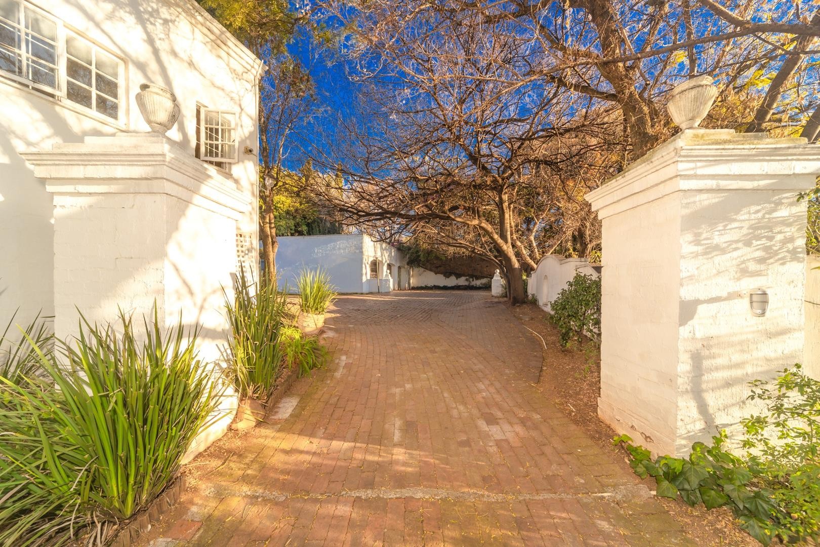 Development for sale in Sandhurst, Sandton, 166 Empire Place, Sandhurst, Sandton, Gauteng, 600 m²