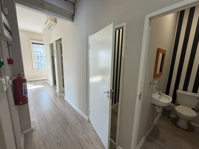 Office for rent in Cape Town City Centre, Cape Town, 29 LOOP STREET, Cape Town City Centre, Cape Town, Western Cape, 232 m²