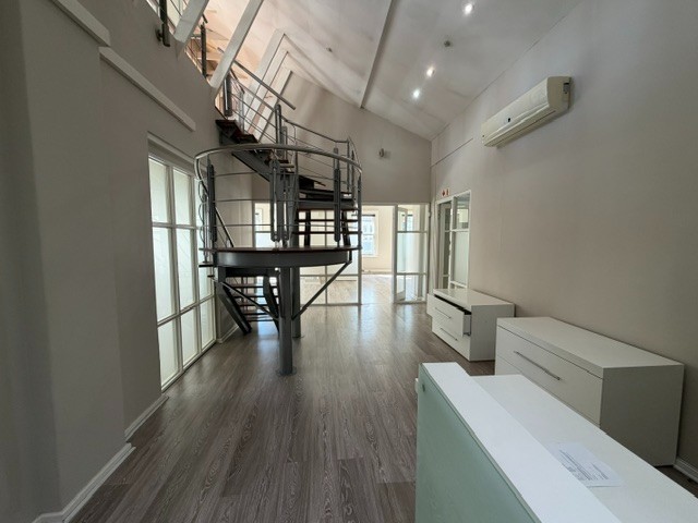 Office for rent in Cape Town City Centre, Cape Town, 29 LOOP STREET, Cape Town City Centre, Cape Town, Western Cape, 232 m²
