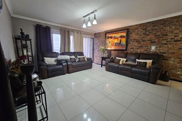 Apartment for sale in Solheim, Germiston