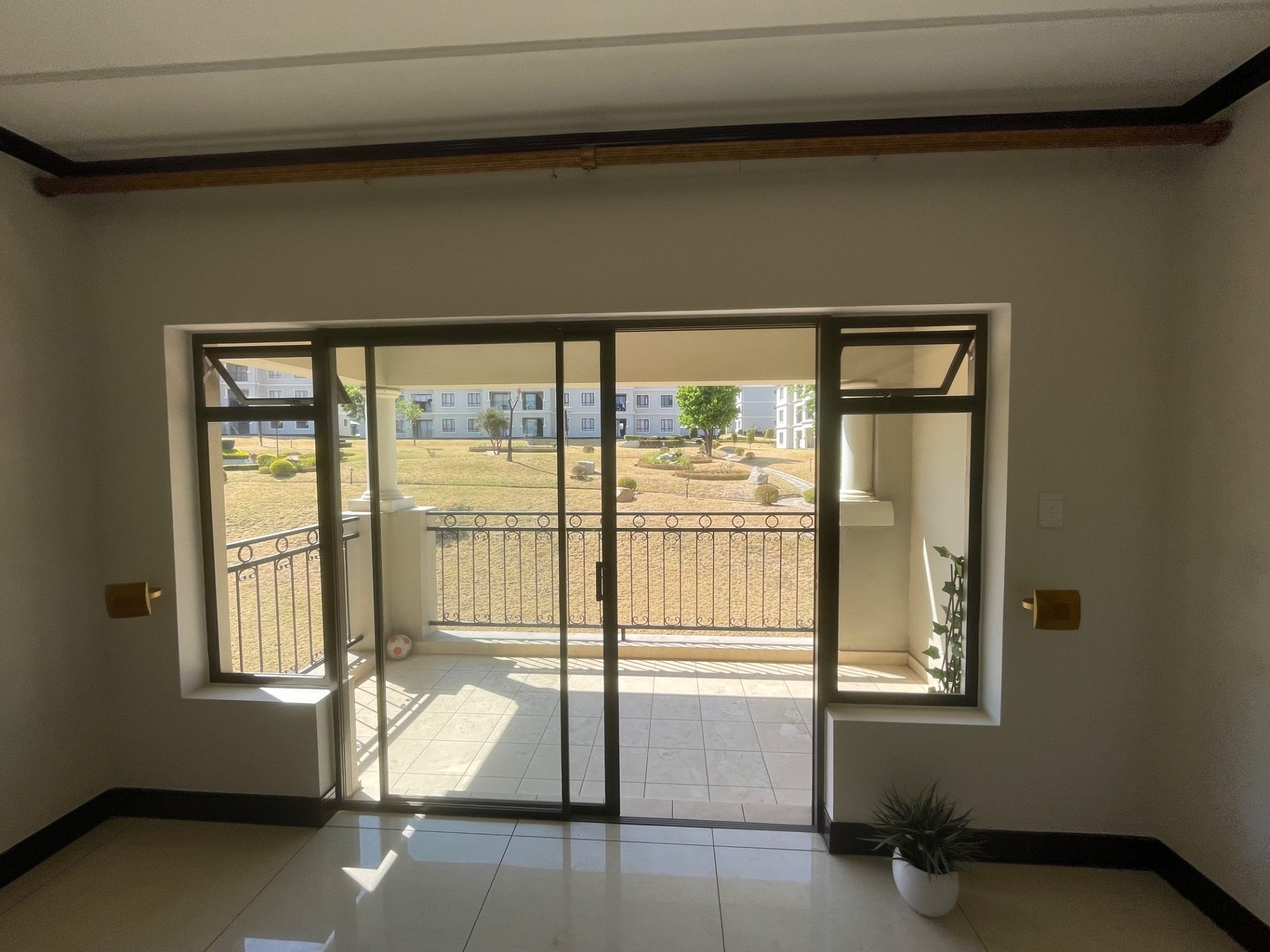 Apartment for sale in Craigavon, Sandton