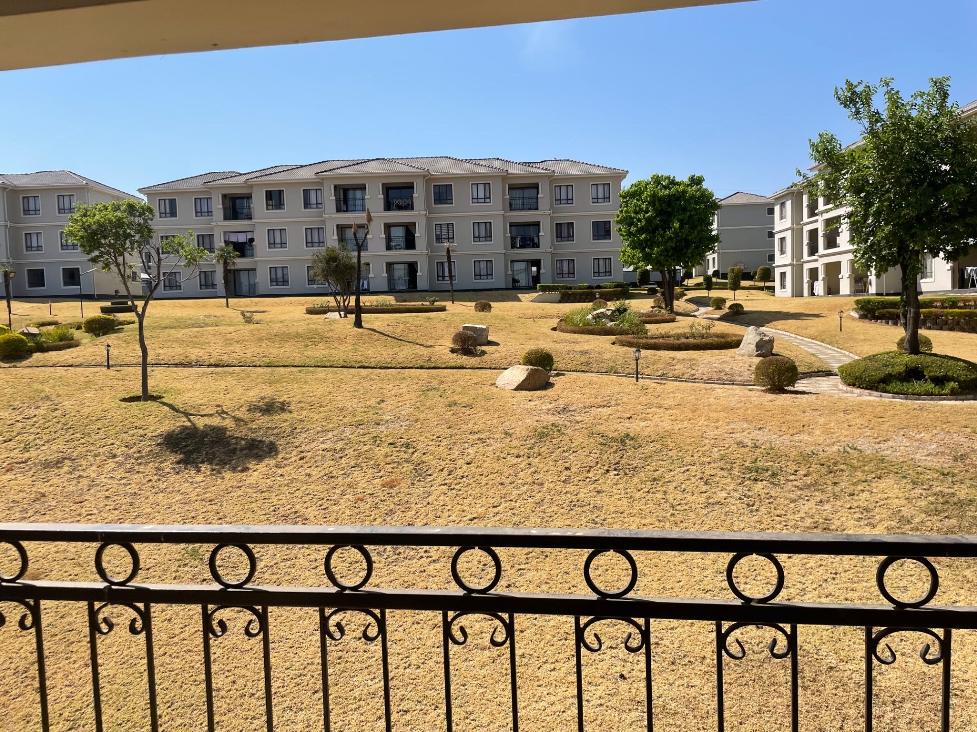 Apartment for sale in Craigavon, Sandton