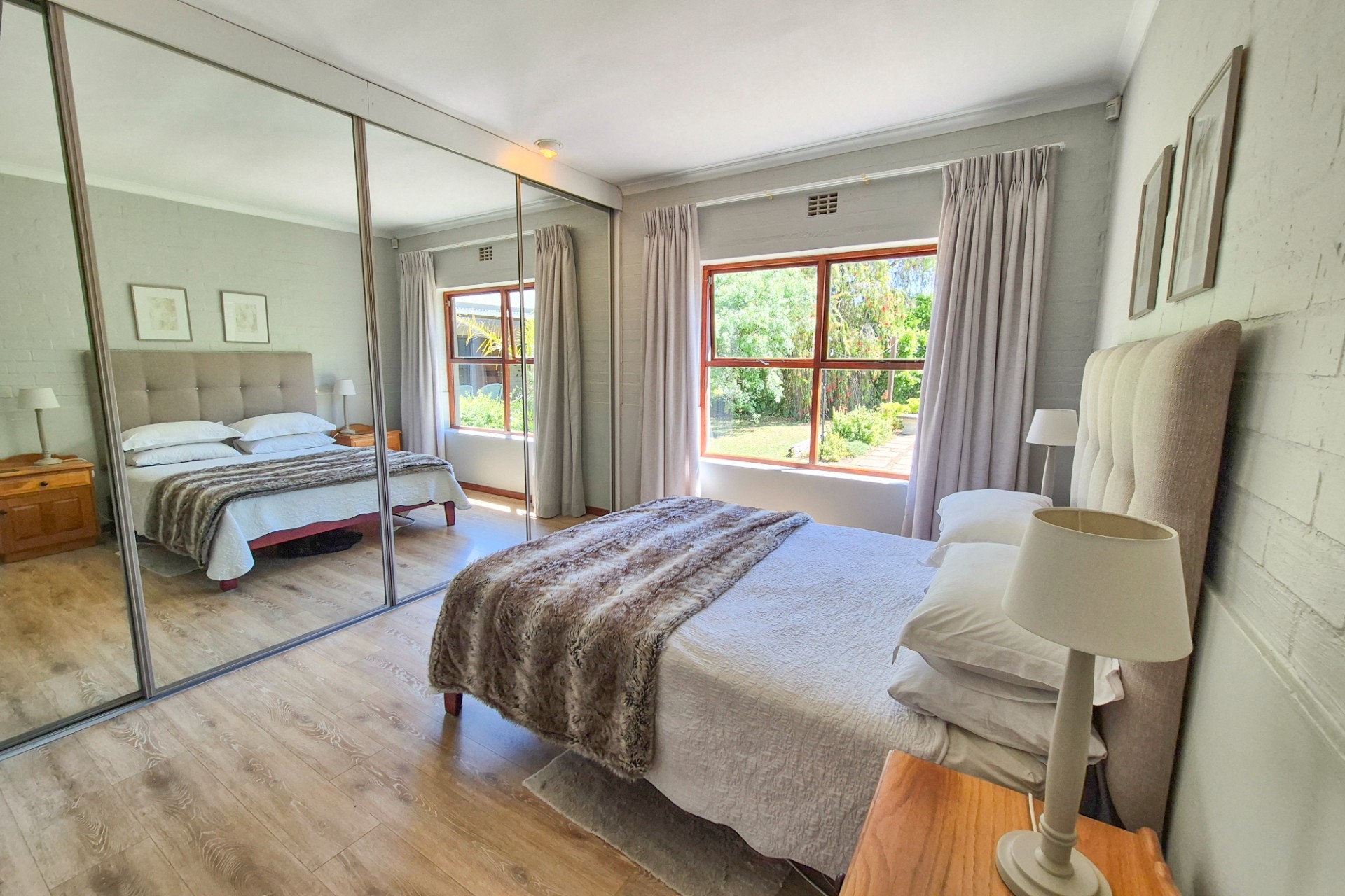 House for sale in Durbanville Central, Durbanville, 347 m²