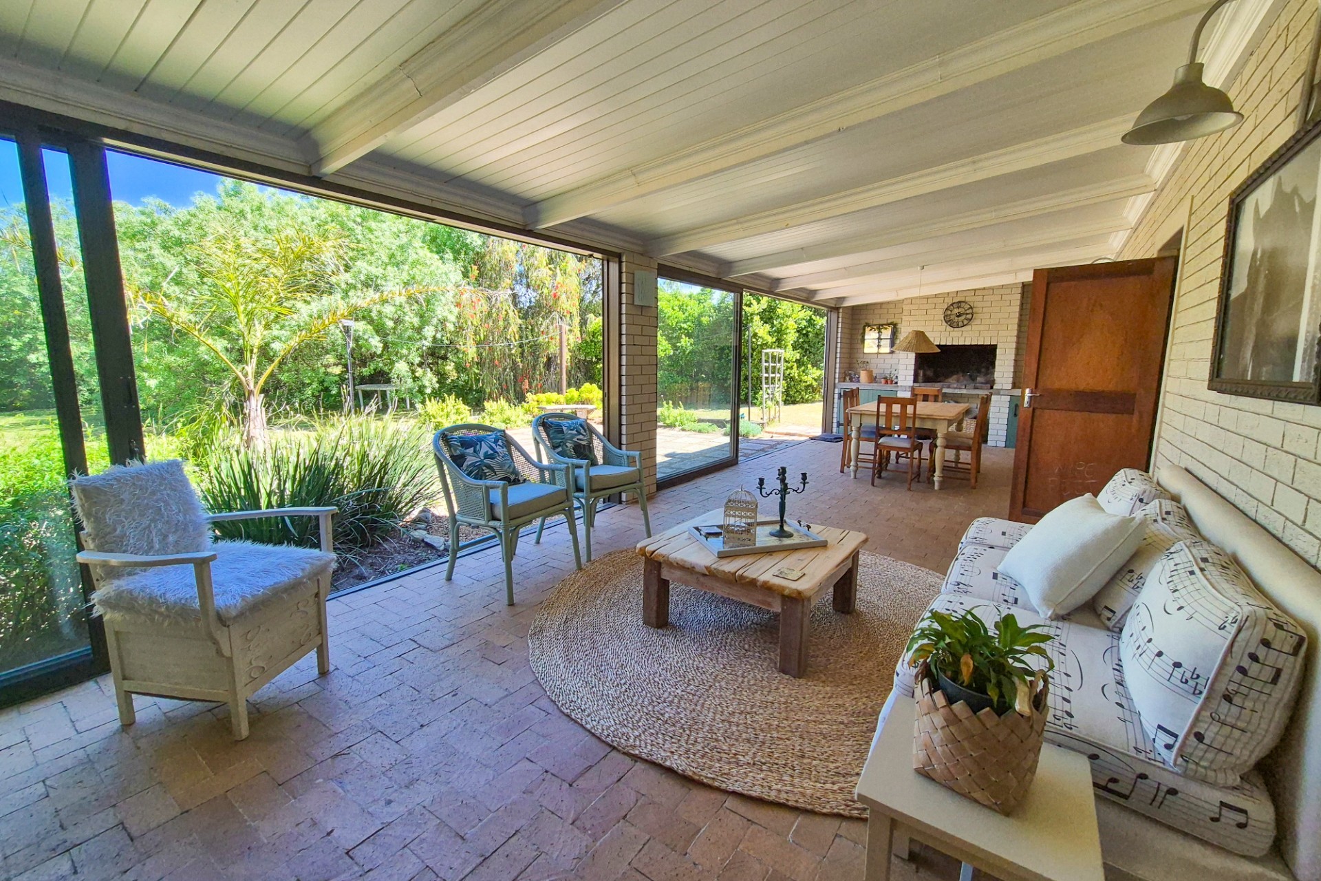 House for sale in Durbanville Central, Durbanville, 347 m²