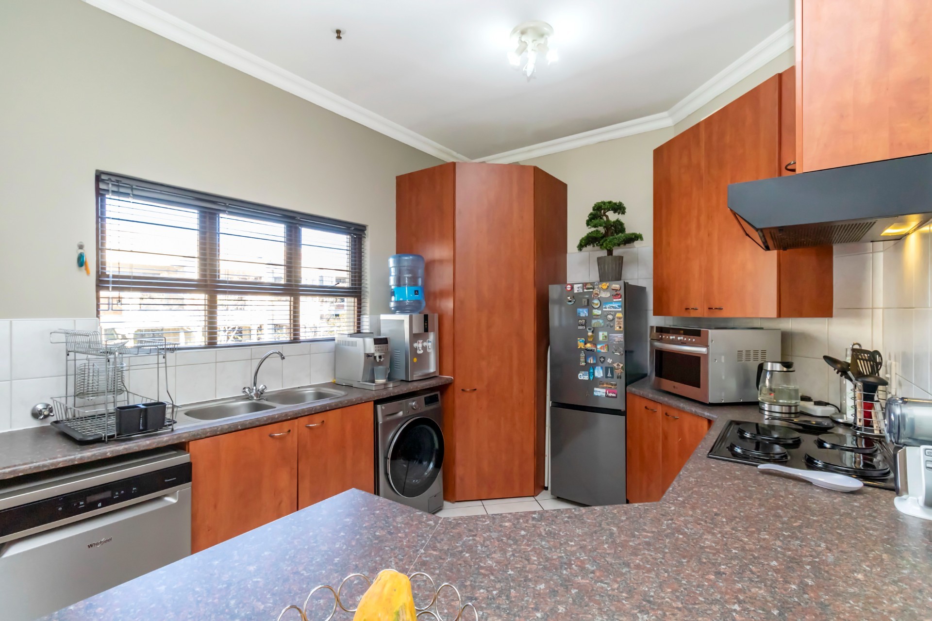 Apartment for sale in Bryanston, Sandton, 99 m²