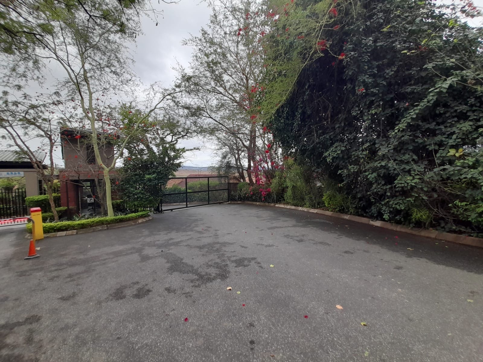 Apartment for sale in West Acres, Nelspruit, 77 m²