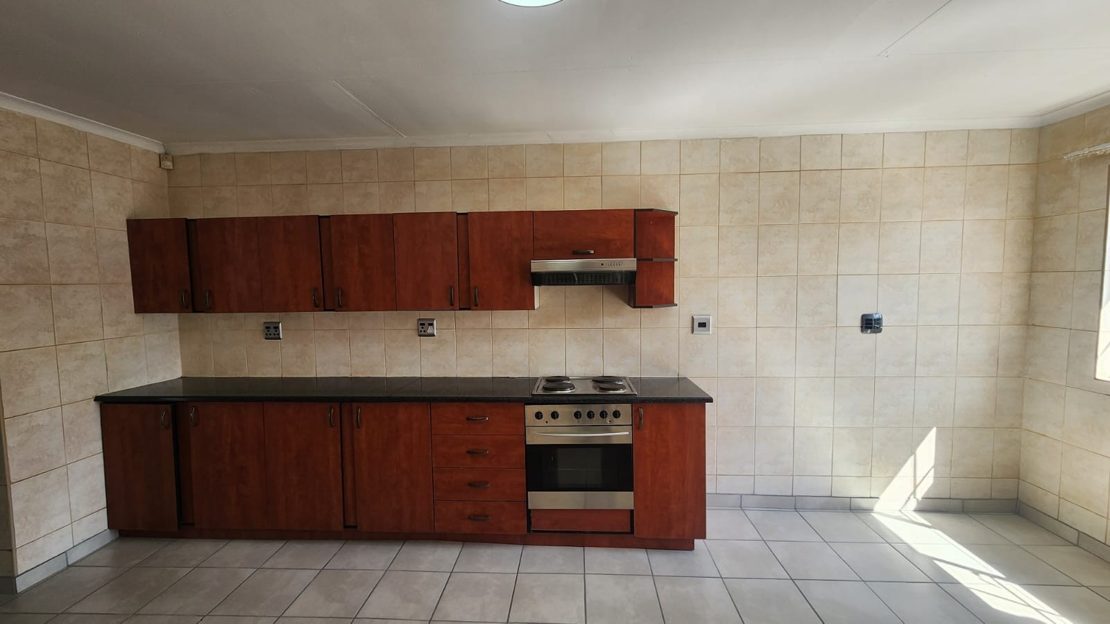 House for sale in Dalview, Brakpan, 424 m²